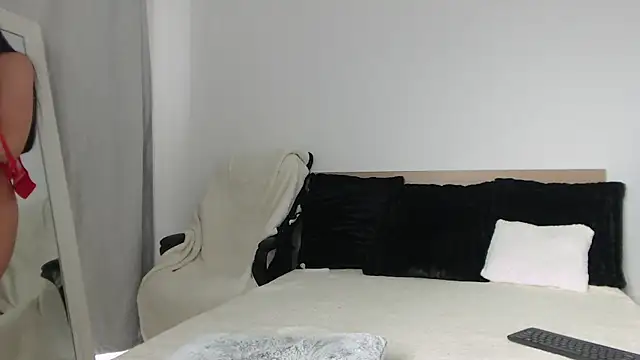 Layla23a live cam on StripChat
