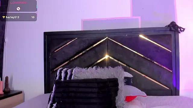 april_jones05