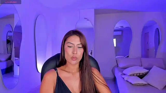 ArianaDumont webcam