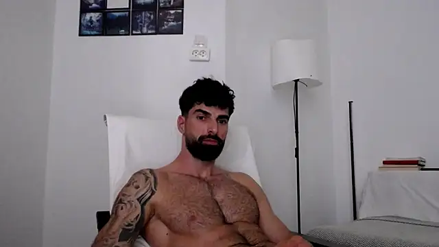 Verycutex live cam on StripChat