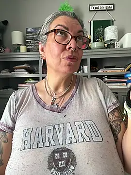 dieseldame1313 webcam
