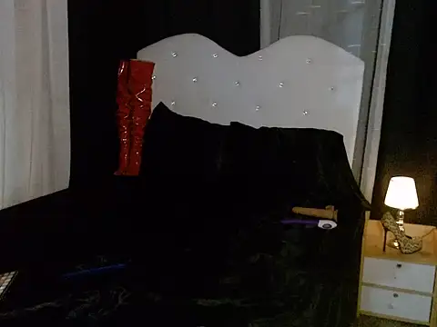 AshantTsiBigCock webcam
