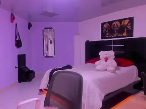 aria_rouss webcam
