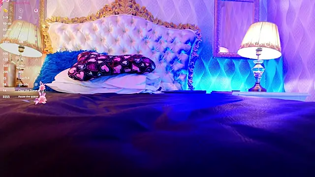 alexa_cruz__ webcam