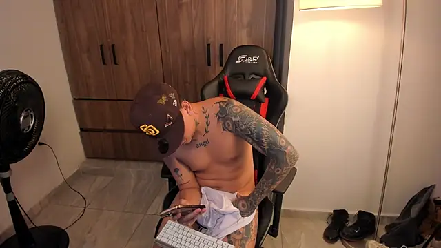 Jake_simons webcam