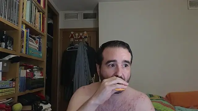 curiosillo83 webcam