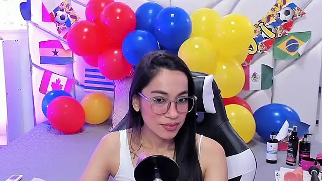 GabbieSkinny webcam