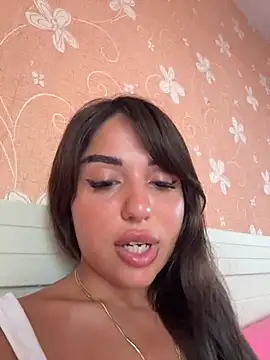 SilkyMira webcam