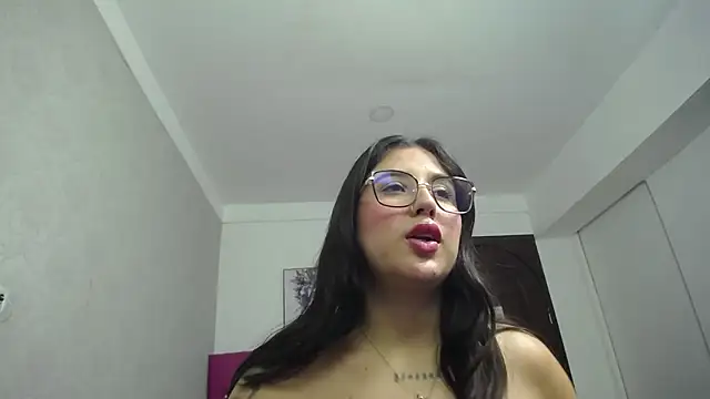 Pinkg_Fox10 webcam