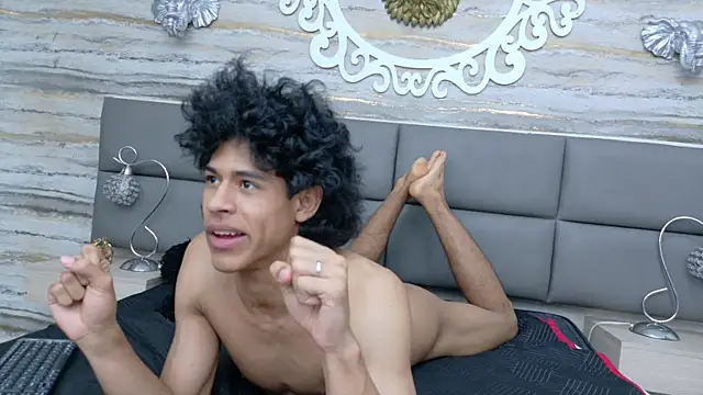 Zayn_Fox32 webcam