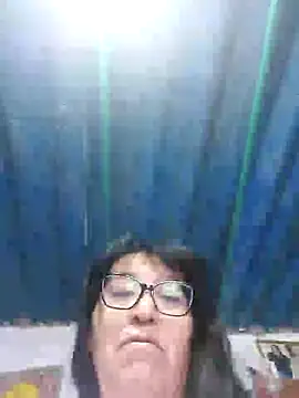 clarita_01 live cam on StripChat