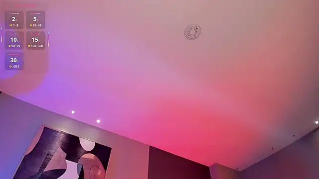 MilaLawrence live cam on StripChat