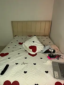 valentinams live cam on StripChat