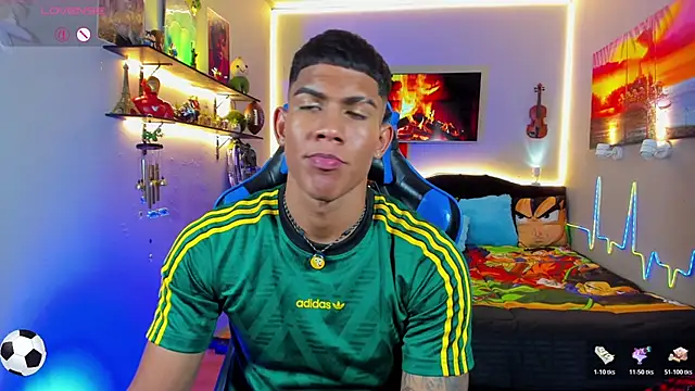 Damian_latinxxx live cam on StripChat
