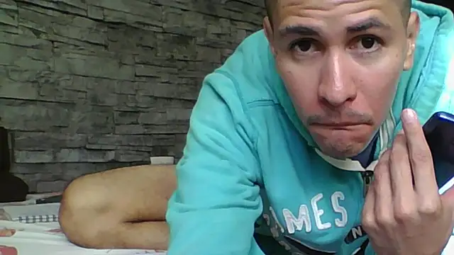 Sexylatin64 webcam