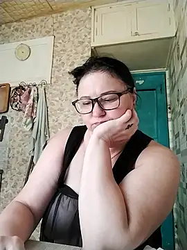 Holly-69 webcam