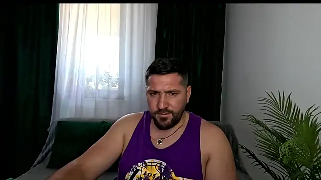 Gold_Alpha_Boy webcam