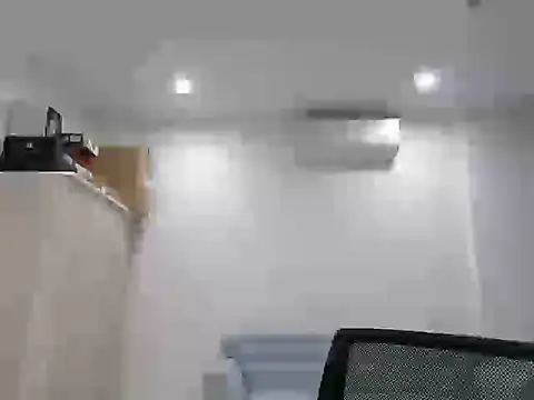 CrossdresserAnna webcam