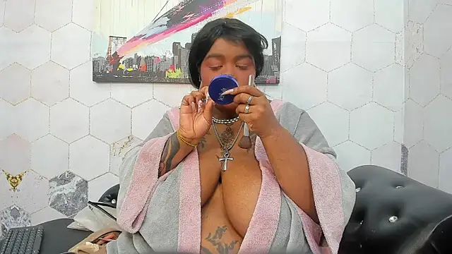Anaa_Fuentess webcam