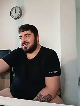 bear_skinny webcam