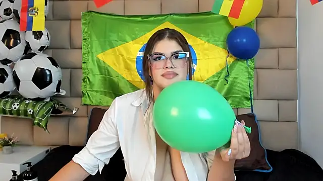 TifannyRosen webcam