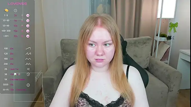 AlexaaBee webcam