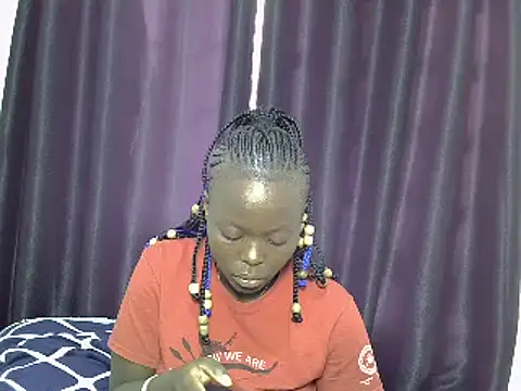 ebonycurvedass webcam
