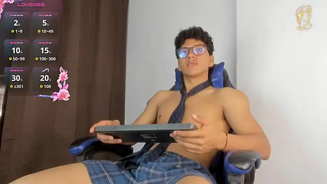 Maximiliano_Young webcam