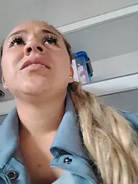Angeel_white25 webcam