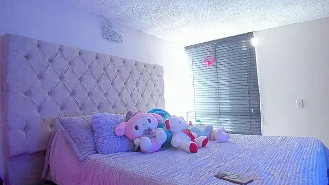 AbbyAndChris2 webcam