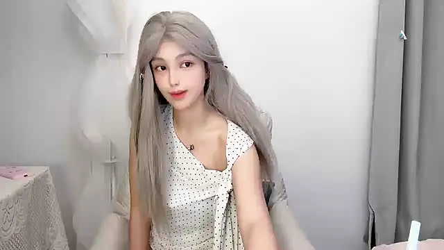 jiangjiang2005 live cam on StripChat