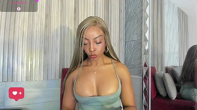 BriannaChelsea webcam