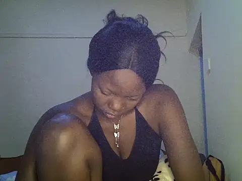 GoldenEbony1 webcam