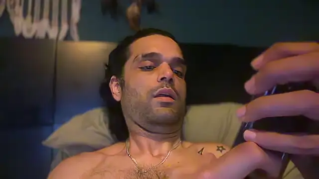 icebergslim281 live sex cam