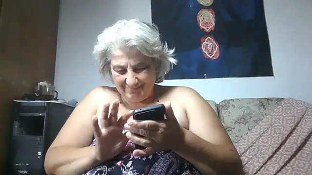 ExquisiteMature webcam