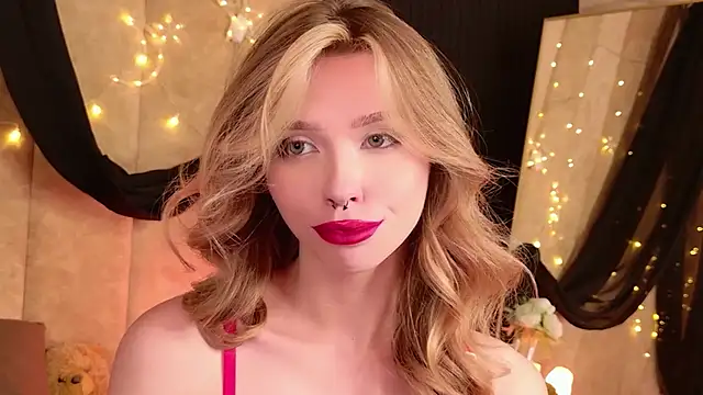 Sierra_Fane webcam