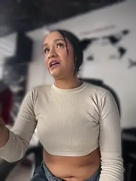 Isabella-Teen webcam