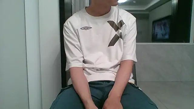 nole_china7 (Ask my age) - talk / fun / cum