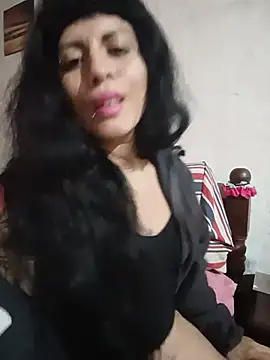 majito30 live cam on StripChat