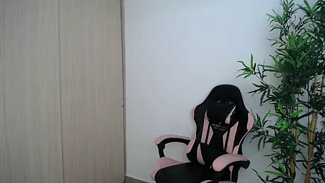 katie_jane1 live cam on StripChat
