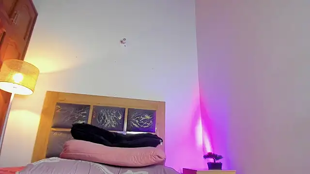Zoe_sky1 live cam on StripChat