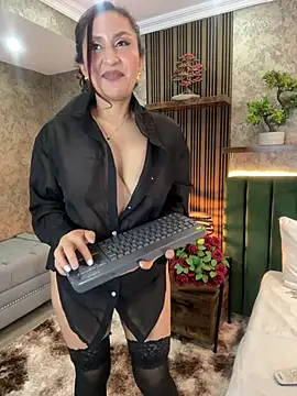 MonicaMoret webcam