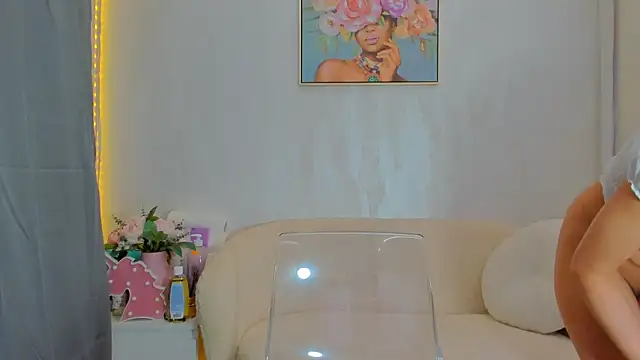 Sarabecker live cam on StripChat