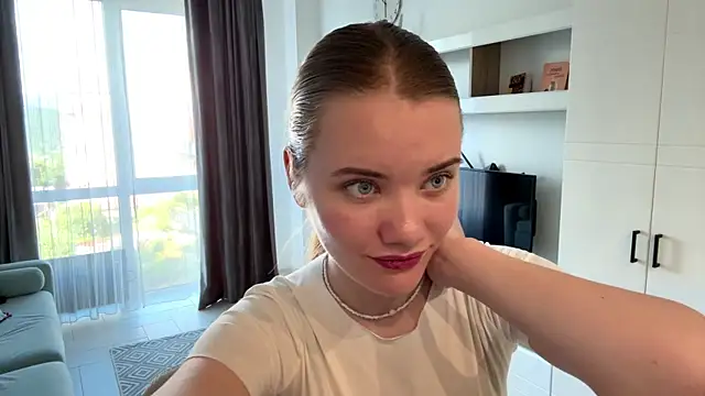 doana_bebriti - Doana_bebriti's free webcam - UK Sex Cams