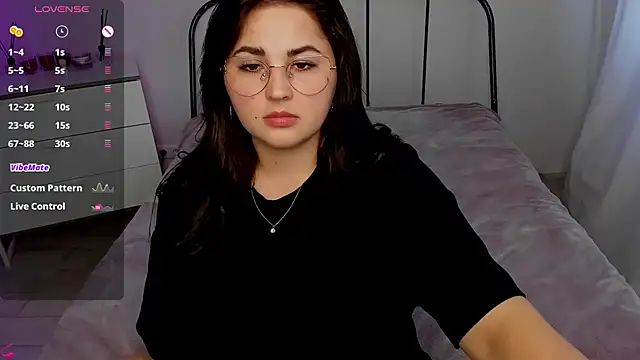 Talla_a live cam on StripChat