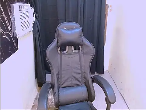 Lavianfoxx webcam