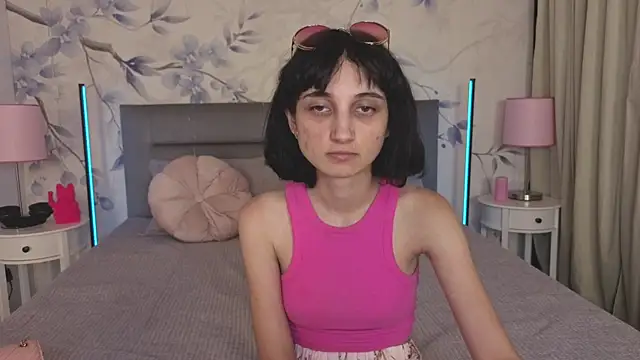Little_zoi live cam on StripChat