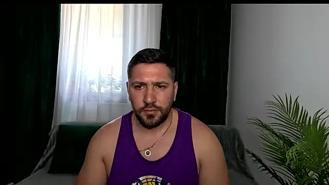 Gold_Alpha_Boy live cam on StripChat