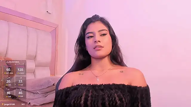 KatherineRuiz_ live cam on StripChat