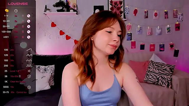 LanaBlu_ webcam